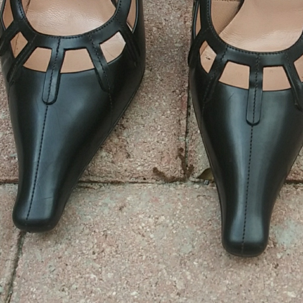 Prada Black Cutout Leather T-Strap Pumps - Picture 6 of 7
